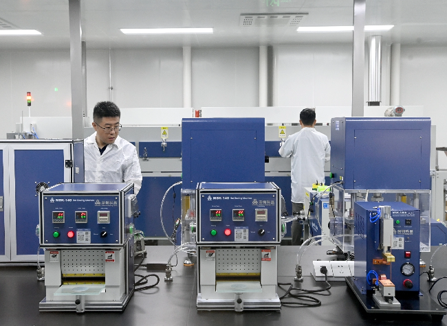 Chongqing's New Materials Lab Powers Trillion-Yuan Materials Sector