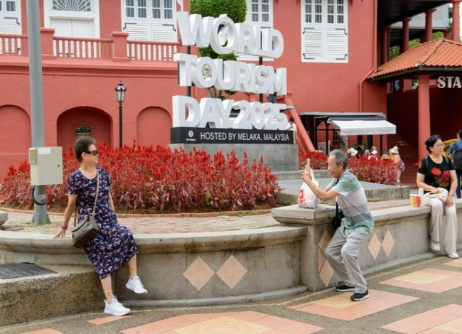 China-Malaysia Mutual Visa-free Agreement Comes Into Force