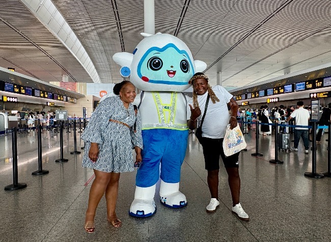Chongqing Airport Unveils Mascot to Welcome Rising Summer Passenger Flows
