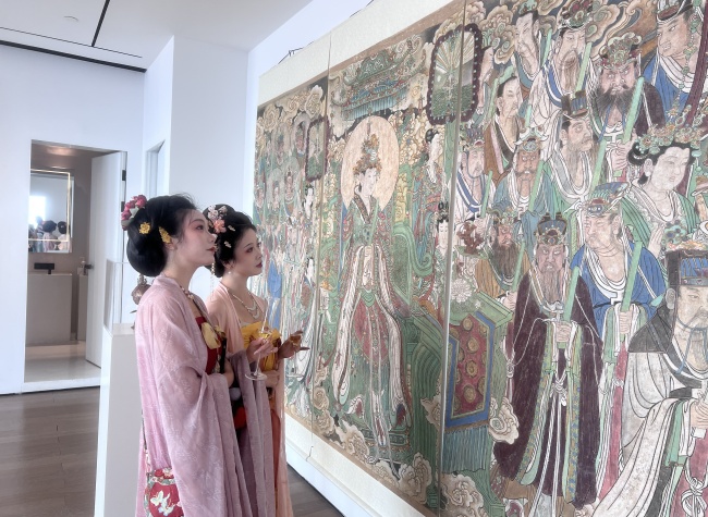Ancient Art Meets Modern Tech: Exhibition on the Mural Art of the Yongle Palace Debuts in Chongqing