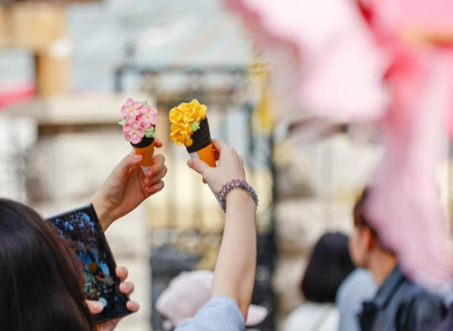China's Upscale Ice Creams Melting Hearts of Consumers