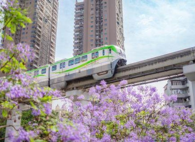 Chongqing Monorail Wows the World with Seamless Track Switching