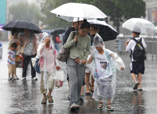 China Activates Level-IV Emergency Responses for Flood Control in Gansu, Qinghai, Ningxia, Guangdong