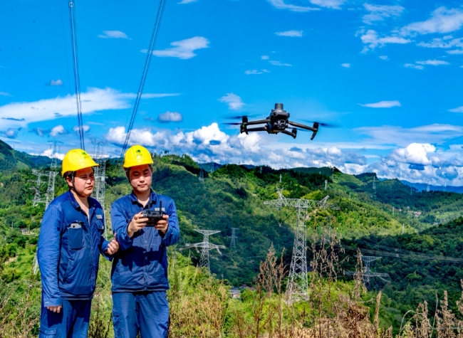 Chongqing Power Grid Sets Record as Electricity Load Hits 29.74 Million kW Amid Heatwave