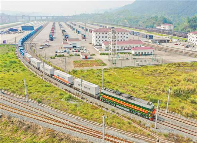 Chongqing Kicks Off First ILSTC Road Freight Route to Vietnam in CBTA Breakthrough