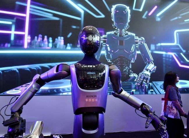 Economic Watch: How Human-Robot Collaboration Is Powering China's High-Quality Development