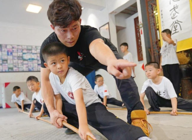 As More Cities Pilot Spring and Autumn Breaks, How Will They Take Shape?