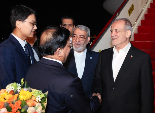 Iranian President Says SCO Tianjin Summit
