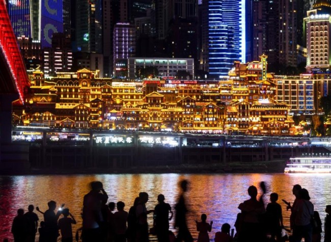Summer Tourism Surge Drives Chongqing's Consumption Growth
