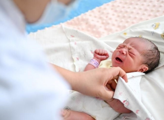 Dads Welcome: Shared Parenting Gets Boost in China