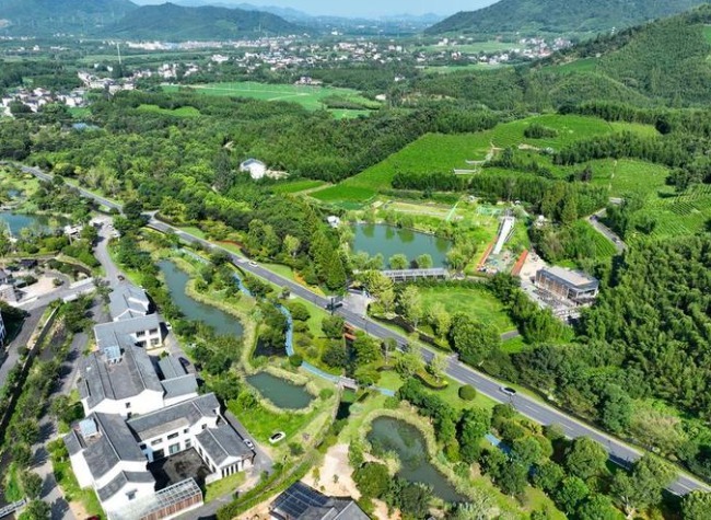 China's Biosphere Reserves Show People, Nature Can Thrive Together, Says UNESCO Official