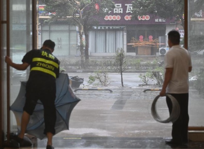 China's Guangdong Braces for Typhoon Bualoi