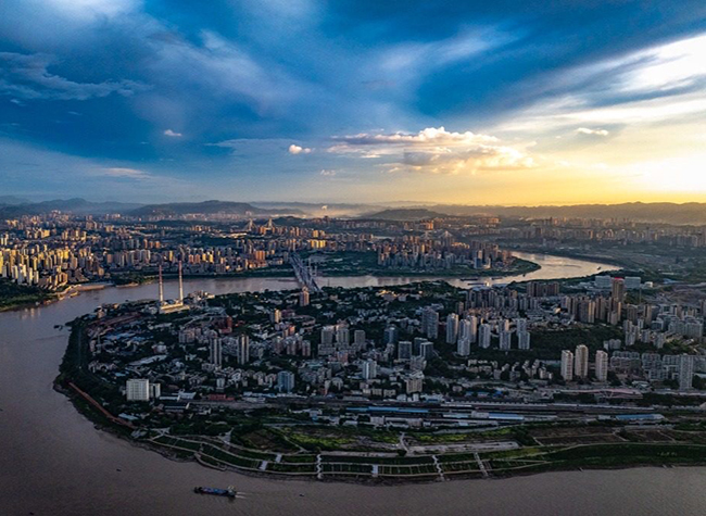 'Chongqing Blue' Skies Go Viral as City Marks Wider Environmental Progress Over the Past Five Years