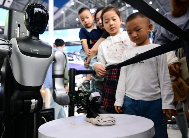 Global Firms Eye Opportunities as China's Manufacturing Sector Embraces Innovation