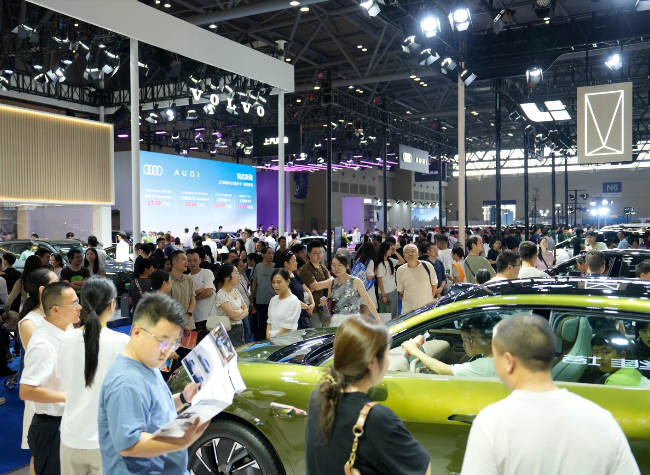 China Halves NEV Purchase Tax to 5%, Raising Technical Bar