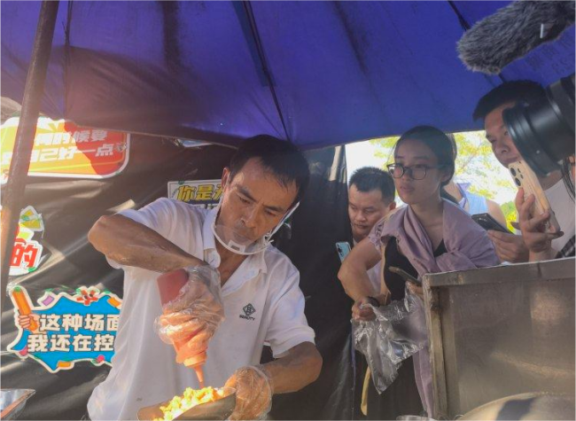 'Chicken Cutlet Brother' — Staying Grounded Amid Sudden Fame