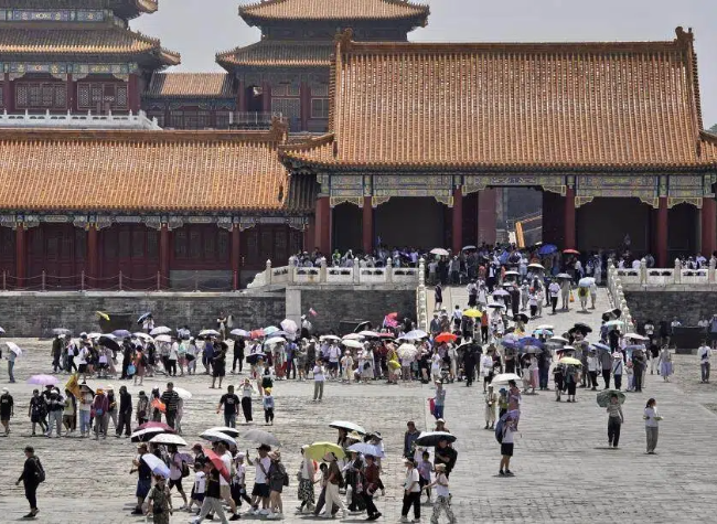 China's Consumer Confidence Rebounds, Travel and Home Appliances Lead | Report