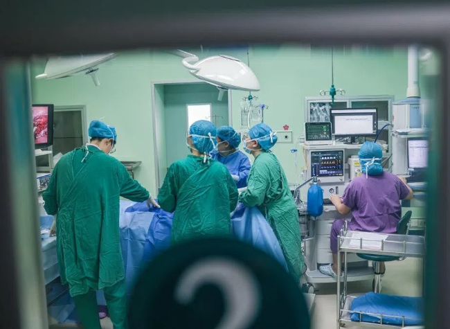 China Focus: World's First Living Human Receives Gene-Edited Pig Liver, Surviving 171 Days