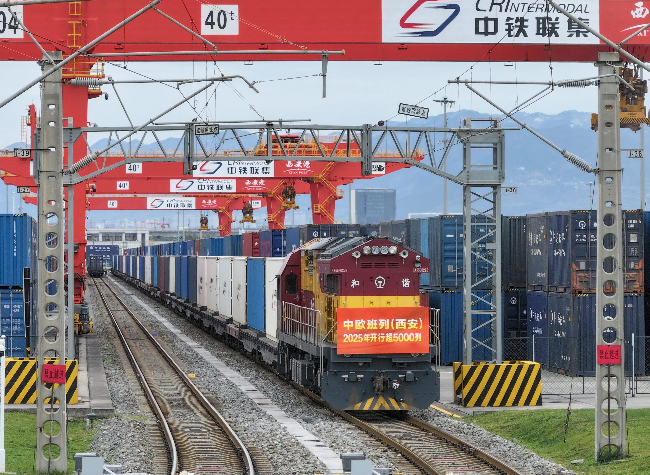 China Focus: China-Europe Freight Trains Fuel Interconnectivity, Global Economy