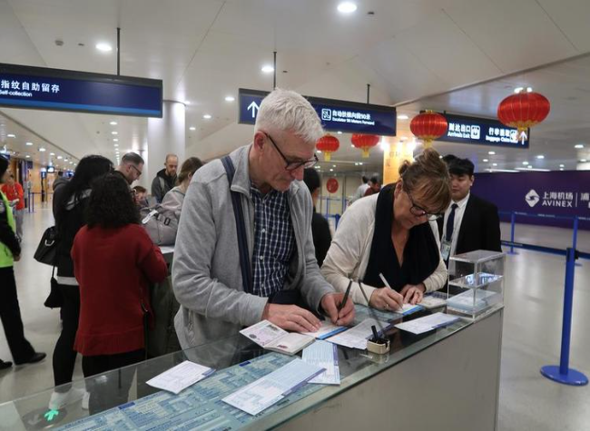 China to Extend Unilateral Visa-free Policy For Over 40 Countries, with Sweden Newly Added