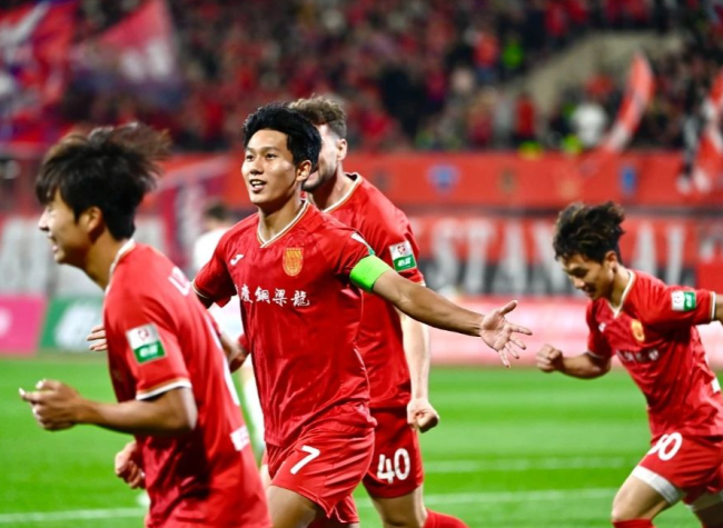 Chongqing Roars Back: Tonglianglong Secure Return to Chinese Football Super League