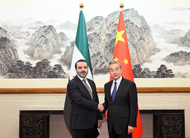 Chinese Foreign Minister Holds Talks with Syrian Counterpart