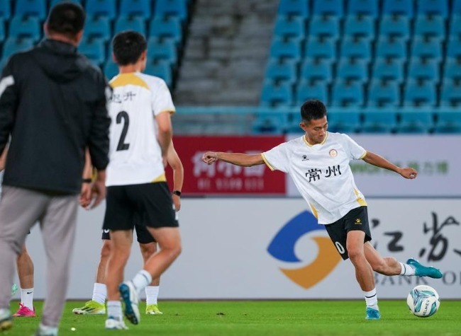 Thriving New Consumer Trends Fuel China's Economic Vitality