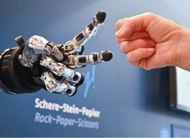 Will AI Replace Humans? Chinese Tech Leaders Discuss AI's Challenges and Impact