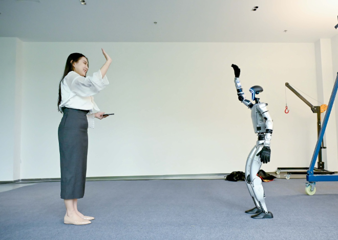 From Robots to Smart Cars, Chongqing Builds AI+Future Lab for Intelligent Transformation