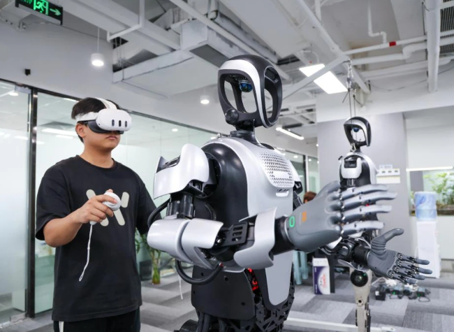 Yearender: China's AI Shift Moves From Screens to Shop Floors