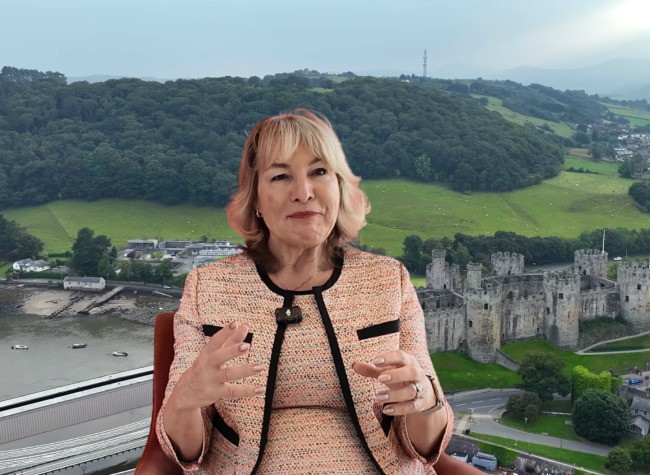 How Film-Inspired Tourism Campaigns Like Britain's Could Inspire Chongqing's Cultural Travel Strategy