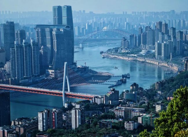 Chongqing Sets 5%+ Growth Goal Following 3.37 Trillion Yuan GDP in 2025