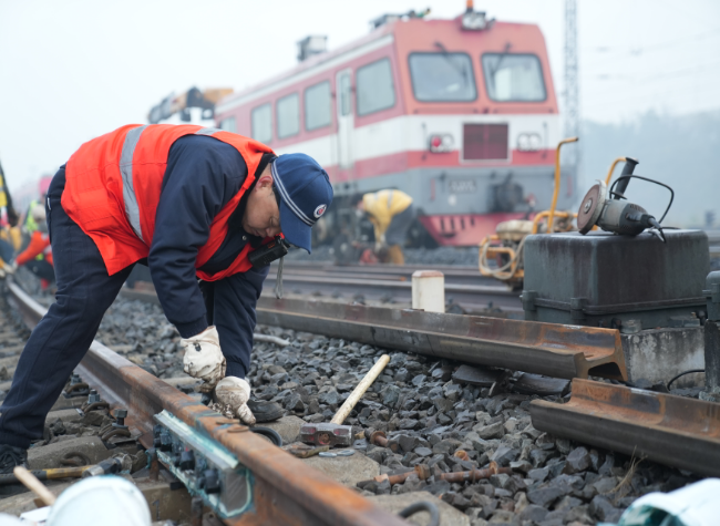 China Overhauls Southwest's Largest Rail Yard to Keep Global Freight on Track
