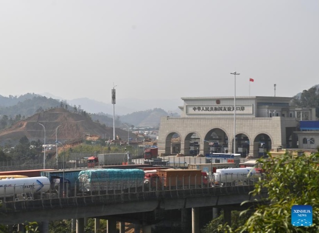 Youyiguan Port Upgrades Border Clearance System in Pingxiang City, Guangxi