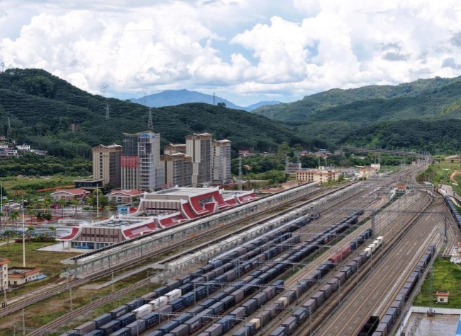 Robust Traffic on China-Laos Railway Strengthens Connectivity, Fuels Development