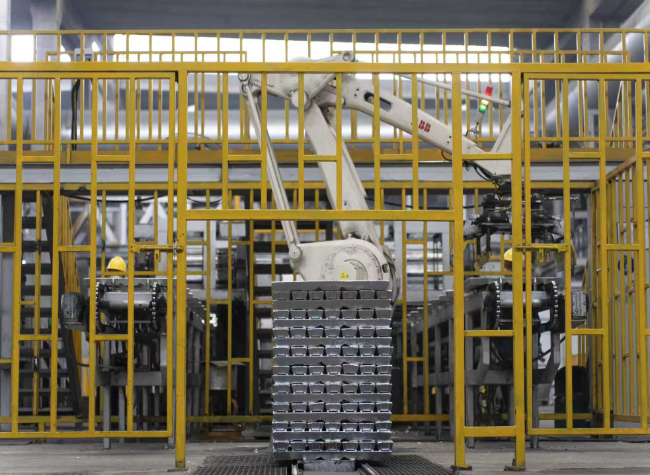 Hong Kong Recycled Aluminum to Chongqing: Trial Route Backs NEVs, Low-Carbon Building