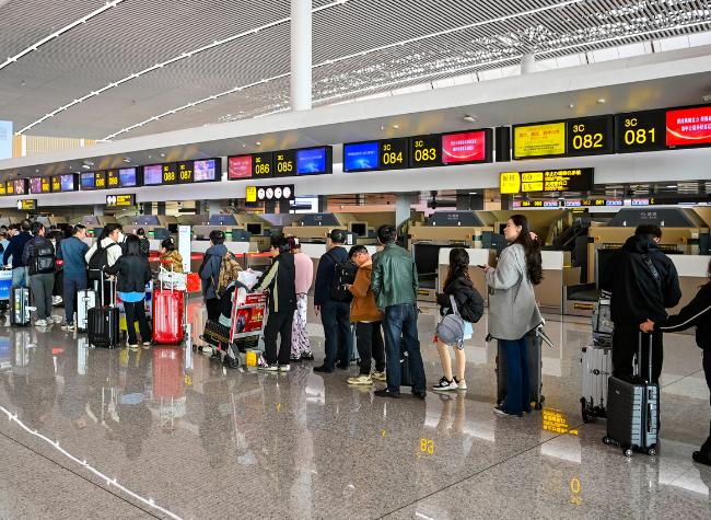 China's Civil Aviation Market Sees Record Passenger, Cargo Numbers in 2025