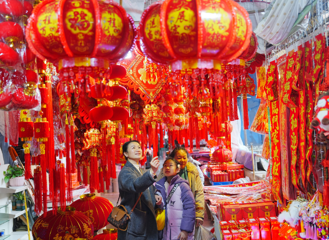 Sichuan–Chongqing Deliver 9% of China's Retail Sales as Regions Boost Flagships and Entry Services