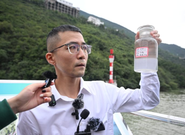 Guarding the Yangtze: 21-Year Monitor Travels 80,000 km to Safeguard Water Quality