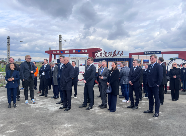 German CEO Delegation Seeks Deeper Ties in Chongqing, Eyeing Logistics Hub and Consumer Market