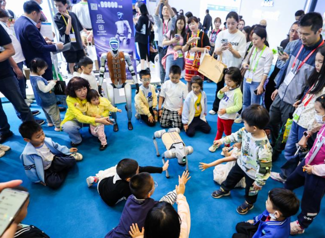 Economic Watch: Consumer Expo to Underline Chinese Market's Enduring Appeal
