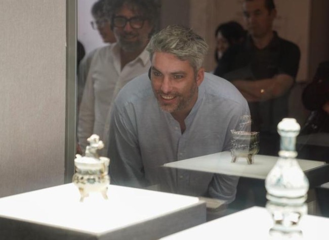 Jingdezhen's Answer to AI: What Makes Us Truly Human?