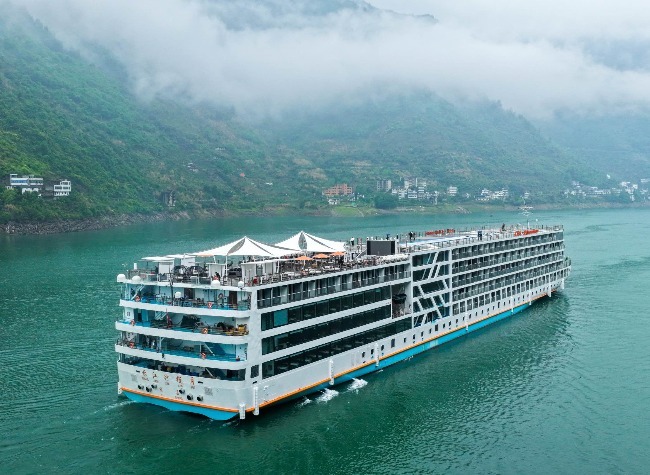 New Ships, Greener Tech, and Rising Demand Transform China's Three Gorges Cruises