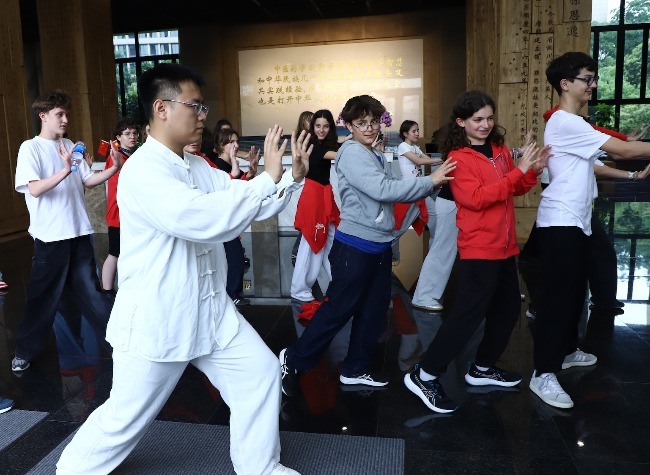 France Meets TCM: Toulouse Students Kick Off China's First Global Study Tour Pilot in Chongqing