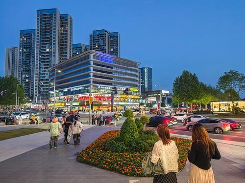 Chongqing Sees Surge in Spending During Qingming Festival