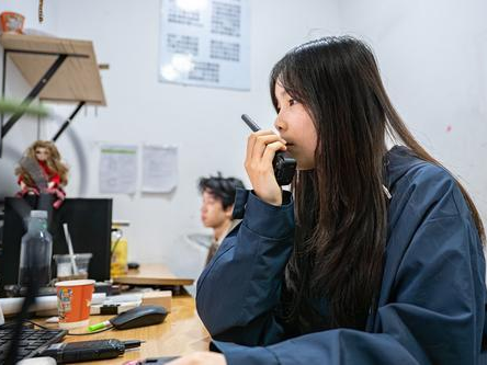 Decoding "Youth Economy"丨Paying for Escape Rooms: What Are Young People Seeking Behind the "Secret Doors"?