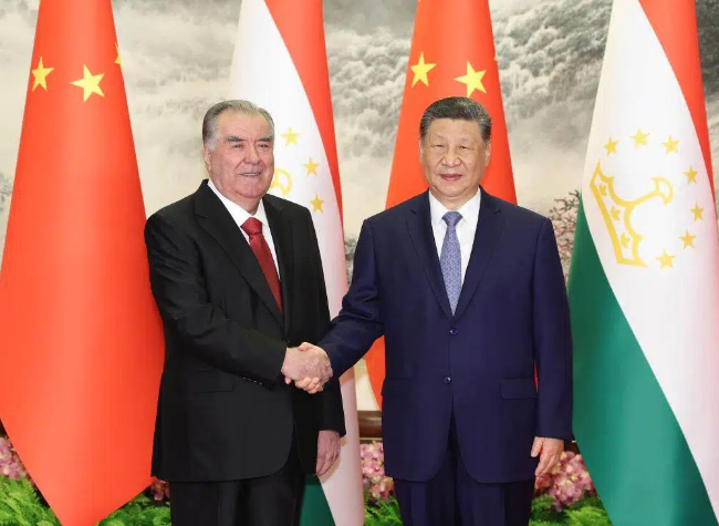 Xi Holds Talks with Tajik President