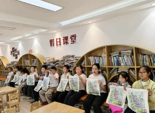 Chongqing Teacher Builds Rural Library for Children of Migrant Workers for 15 Years