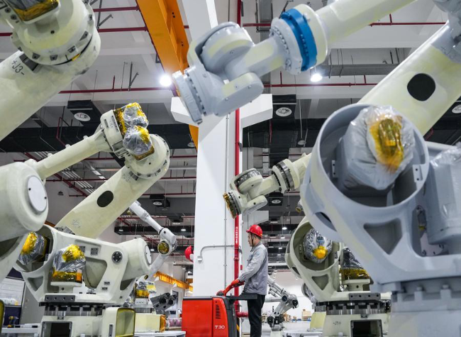 China Economic Roundtable: China Fully Supports Development of Productive Services Sector