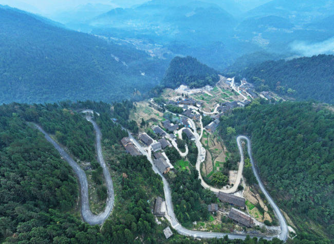 From Hollowed-Out Villages to Tourism Destinations: Chongqing Revitalizes Traditional Settlements